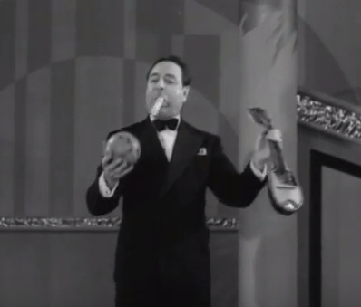 Juggling with Musical Instruments – Ukulele and Mandolin